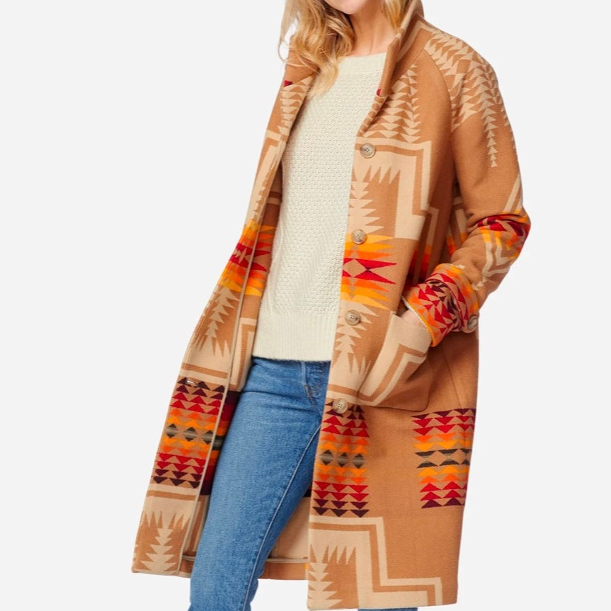 Pendleton Women’s 1930’s Archive Coat-Tan Harding Jacquard