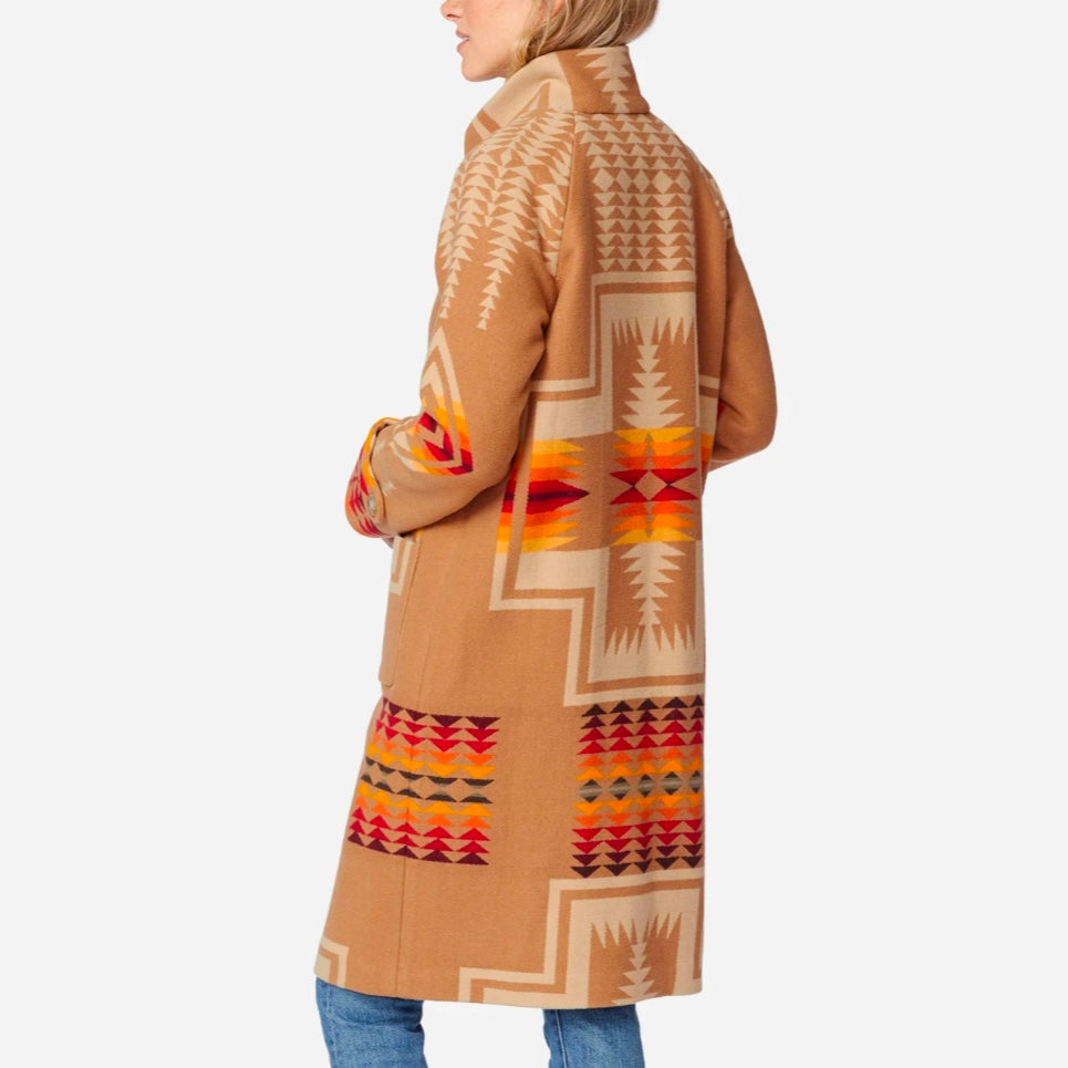 Pendleton Women’s 1930’s Archive Coat-Tan Harding Jacquard