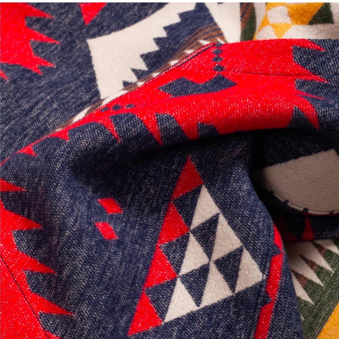 Pendleton Women’s Half Zip Chamois Pullover - Nehalem Navy/Red